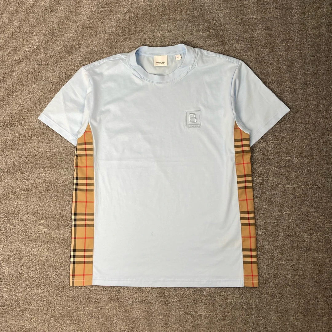 CD Burberry 蓝色侧边格纹刺绣短袖/M码/全新闲置/公价6000/53487