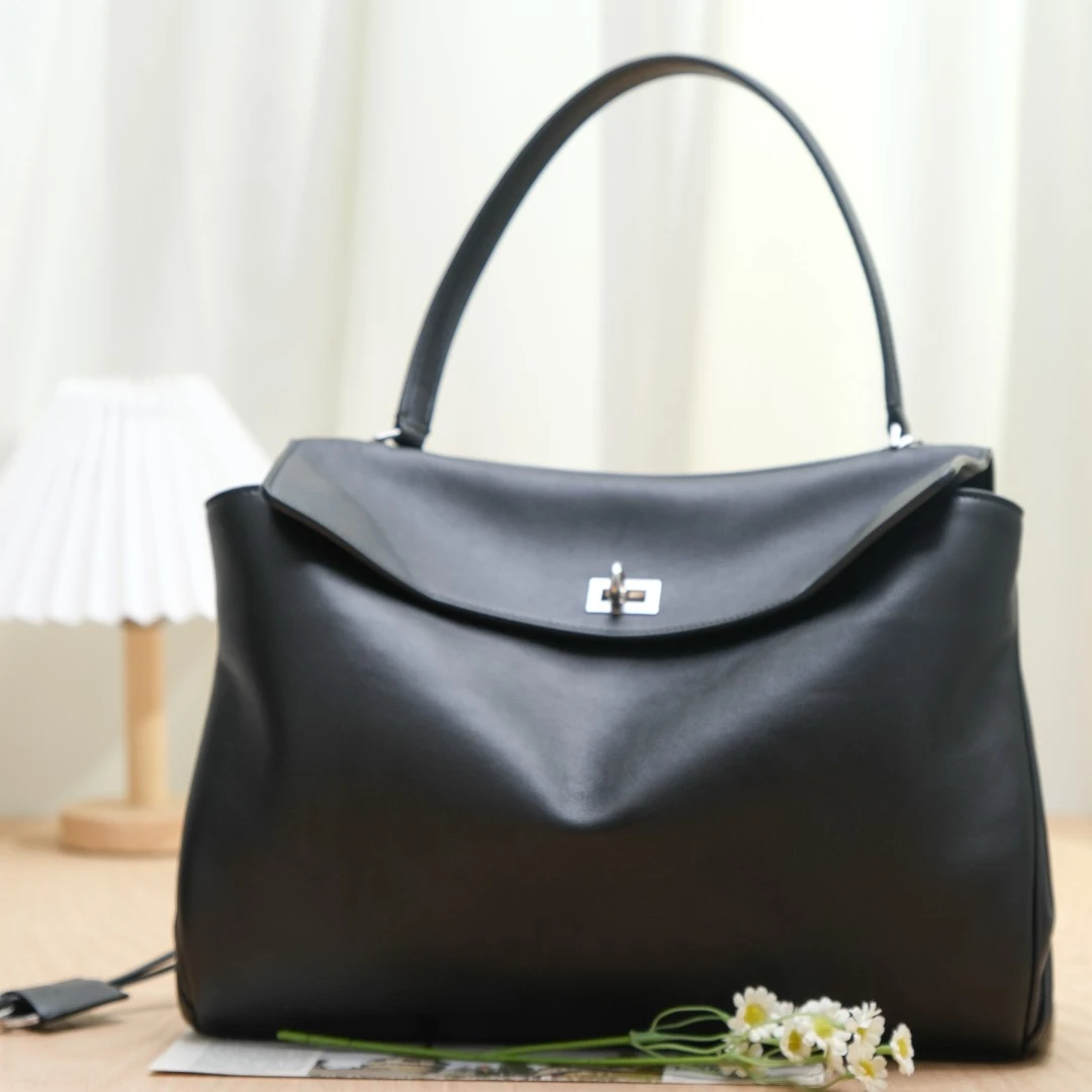 准新(N1429) Balenciaga巴黎世家Rodeo黑银中号单肩斜挎包
