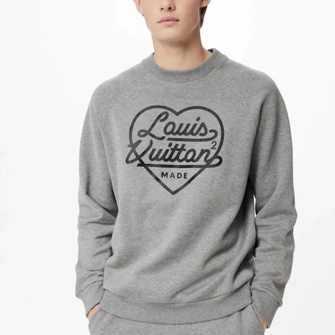 9266/LOUIS VUITTON x NIGO2 灰色大爱心Logo字母卫衣/5L码/98新