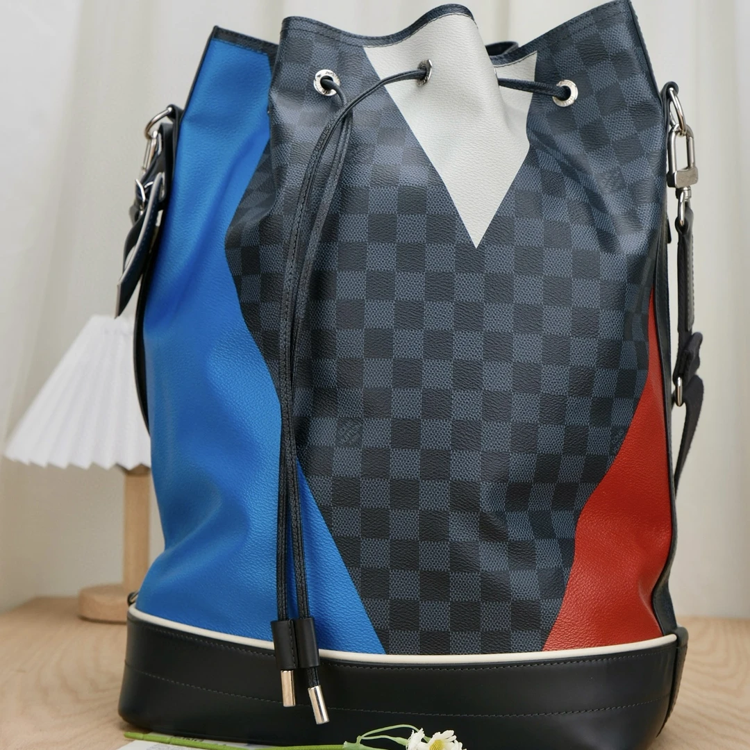 嘉壹/99新(6121) LV 美洲杯限定棋盘格水桶包 16编码