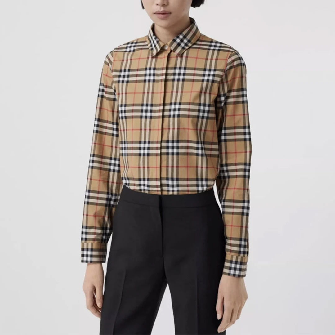 8672/Burberry 卡其色格子长袖衬衫/36码/5新/轻微污渍
