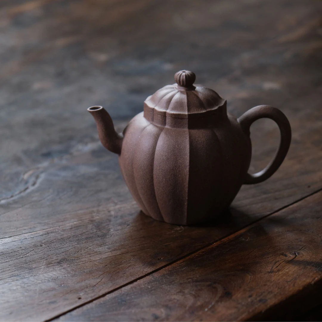 泽物实力派陶手吴彦龙松风水月水平壶单壶筋纹220cc全手工紫砂壶