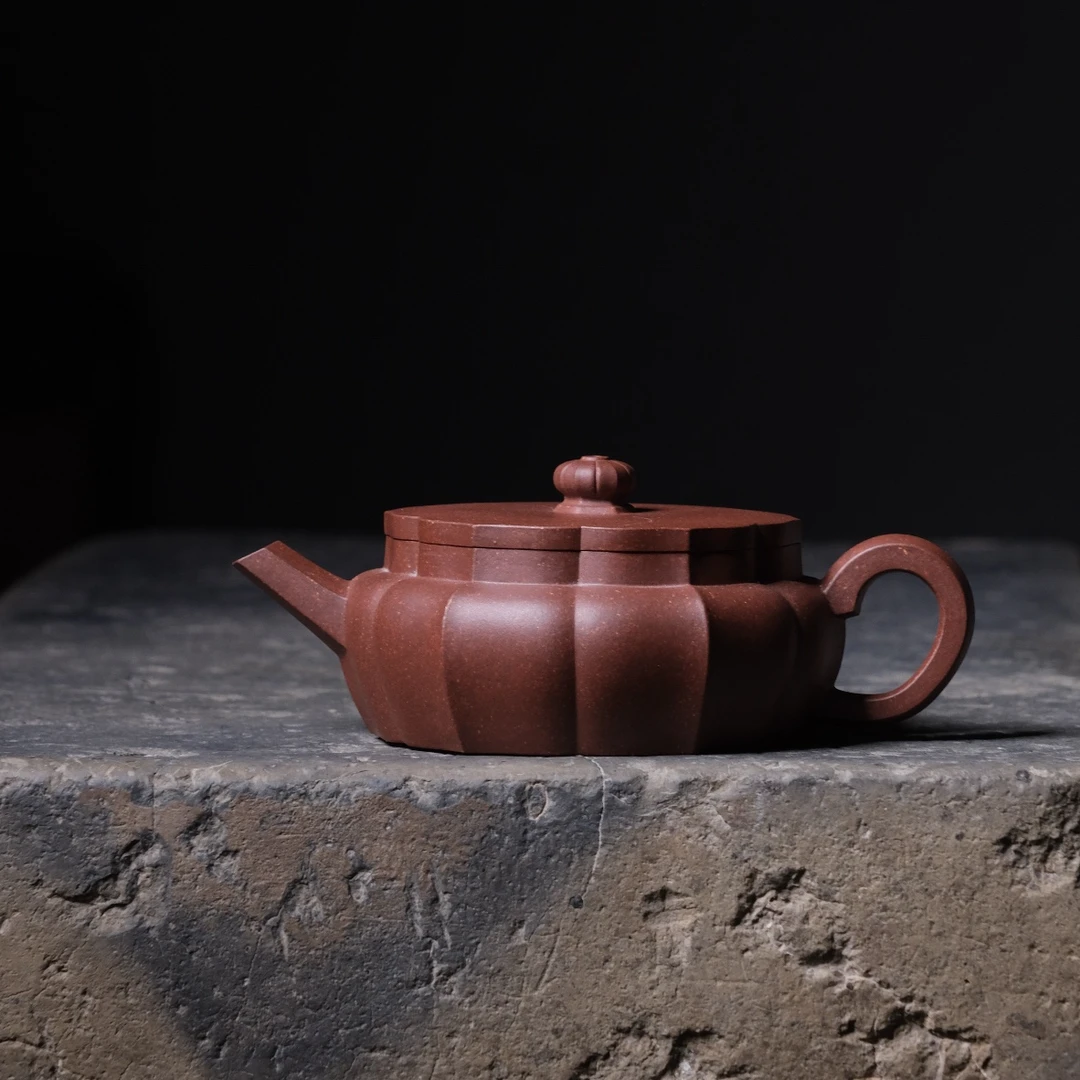 泽物 陶园刘鸿明式菱花壶 紫泥 130cc 师承陶长辉全手工紫砂壶