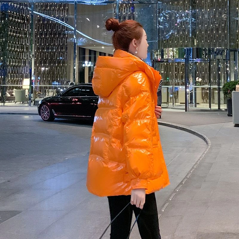 波司澄乐乐亮面羽绒服女2023年新款冬季爆款时尚洋气免洗桔色保暖