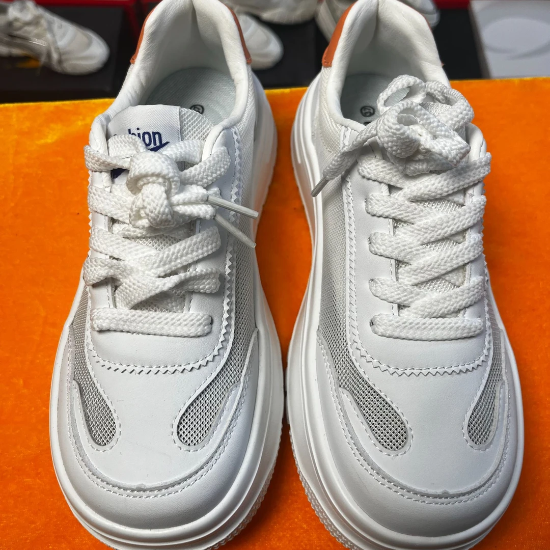 鹭威女士休闲小白鞋9071