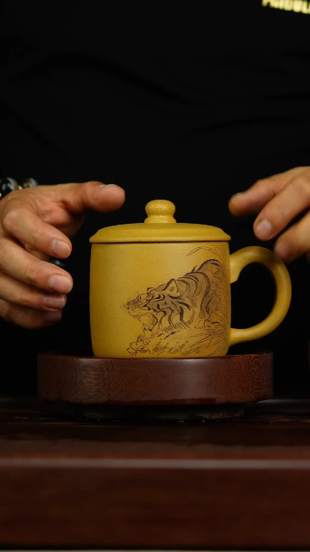 【闪购商品】紫砂茶壶p18虎生肖盖杯