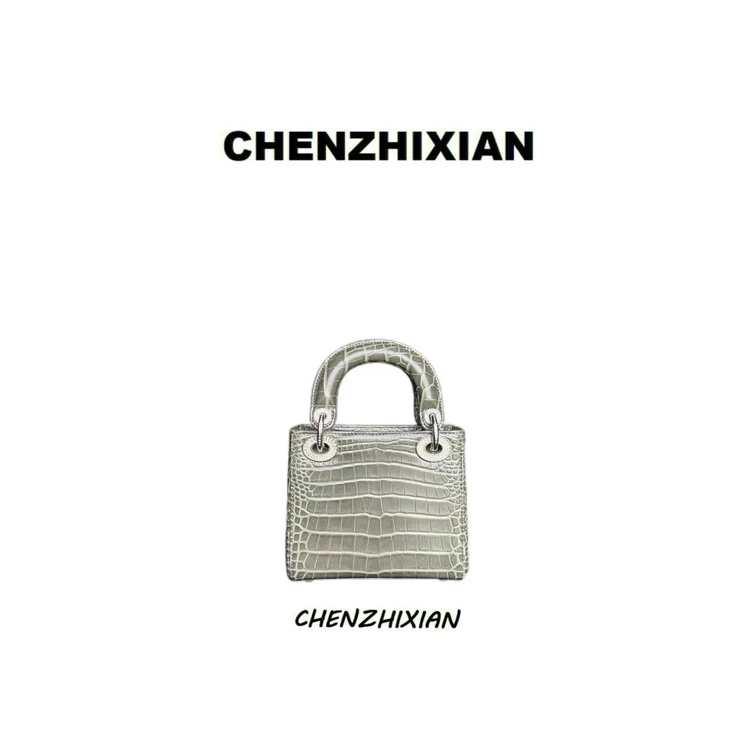 CHENZHIXIAN【月赋清愁】20厘米斑鸠灰钻扣手提包