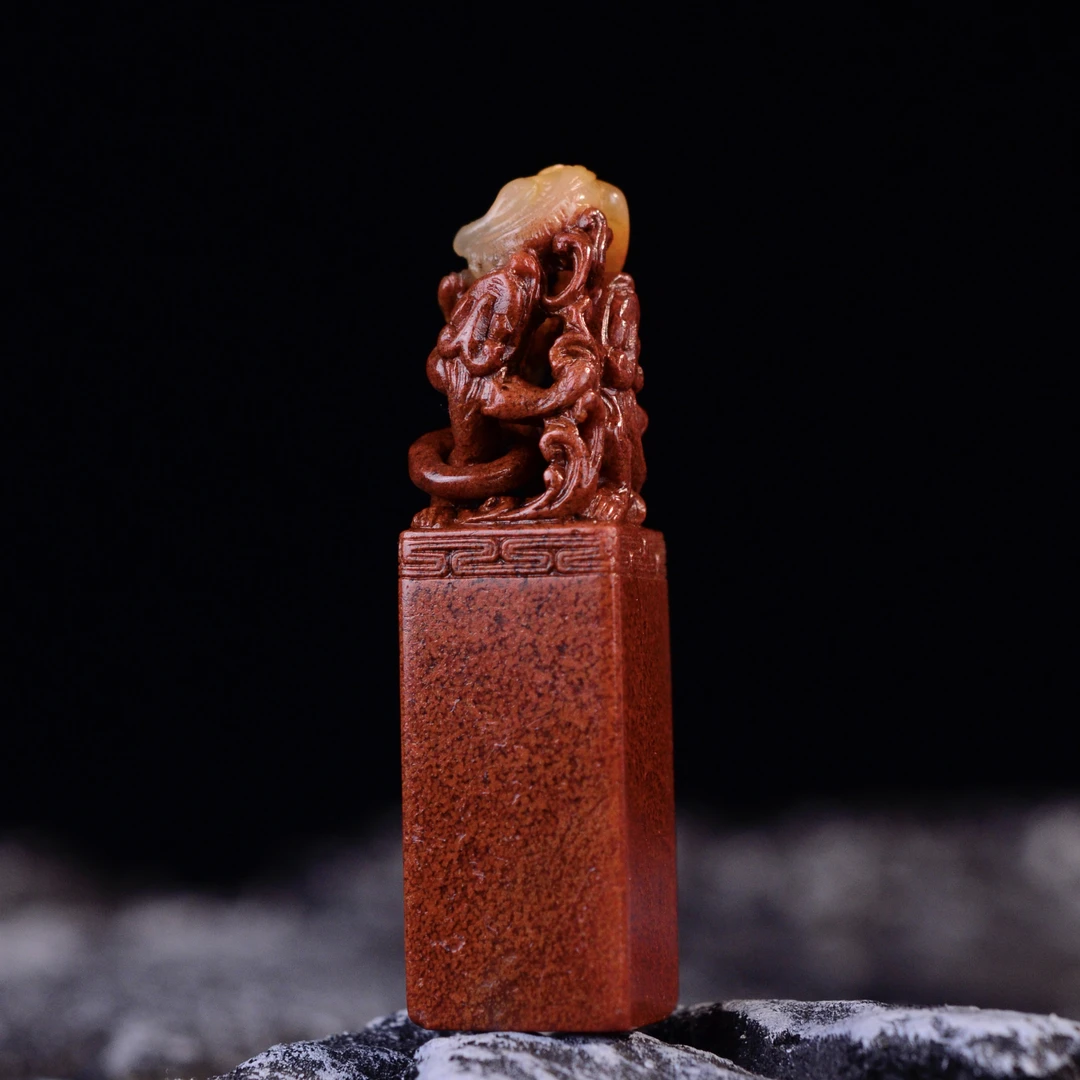 回流旧藏老高山三彩螭虎章