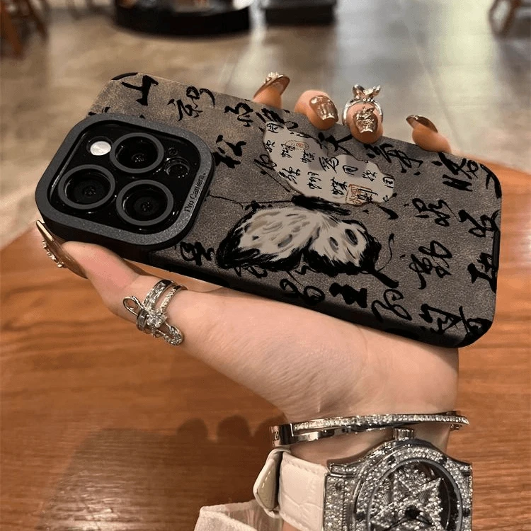 创意国风书法蝴蝶贴皮适用苹果16pro手机壳iPhone15小众14高级13