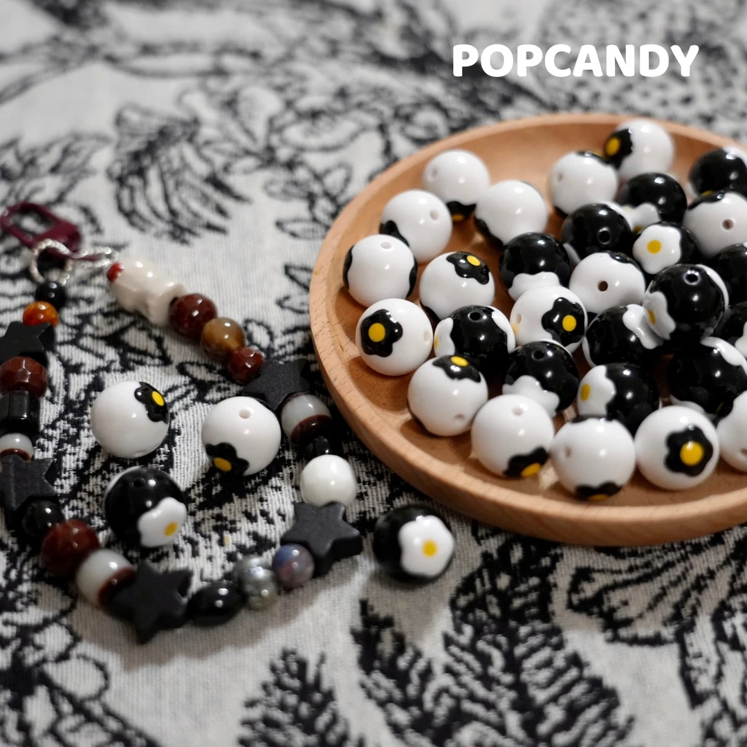 POPCANDY黑白花朵百搭日常手机链DIY手工串珠耳环饰品简约设计珠
