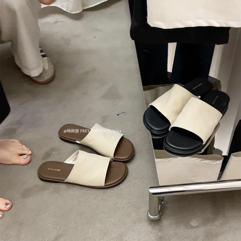 YPP!【CC小姐】夏季气质外穿法式平底复古休闲布面一字凉拖鞋平底