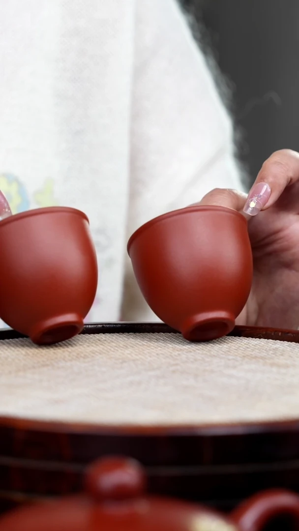 【闪购商品】紫砂茶壶红色桃星杯*2