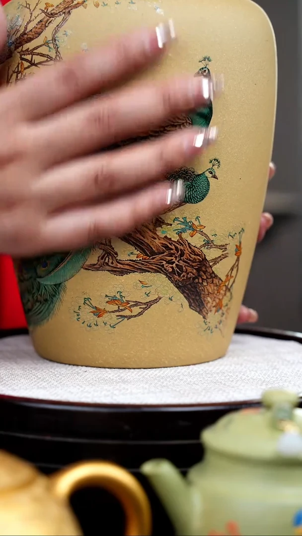 【闪购商品】紫砂茶壶黄金段孔雀茶叶罐