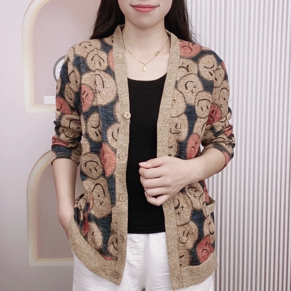 2024宽松秋款百搭笑脸针织开衫外套洋气女上衣时尚长袖气质