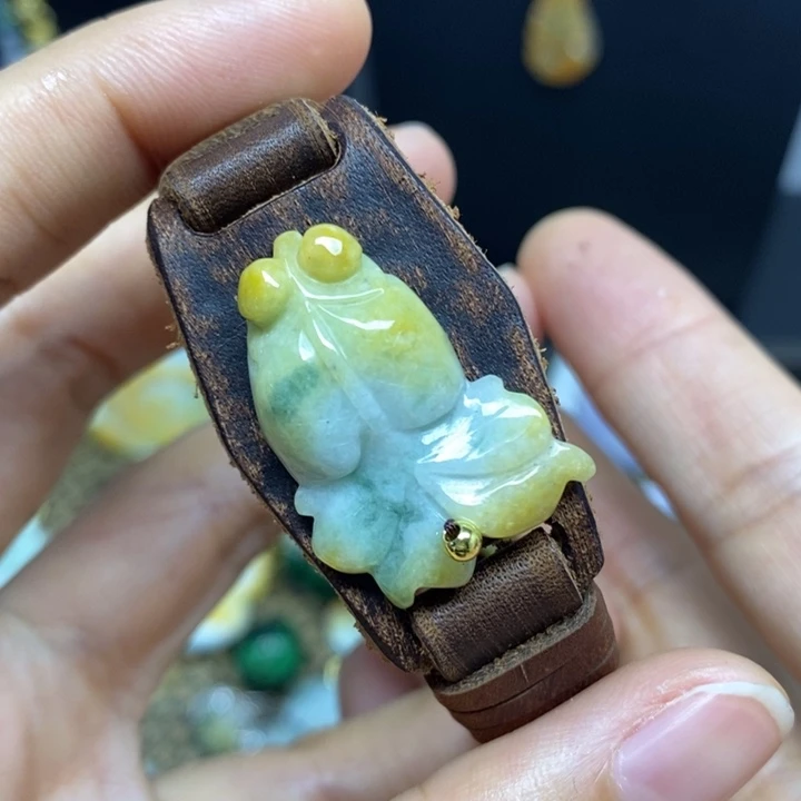 【闪购商品】翡翠颈饰未镶嵌翡翠
