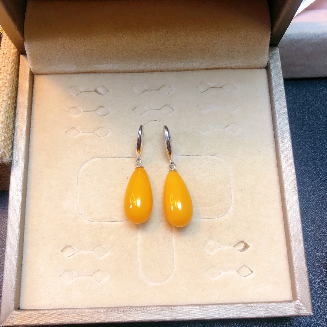 天然蜜蜡水滴耳环S925银耳坠9X19MM琥珀鸡油黄老蜡耳扣时尚气质