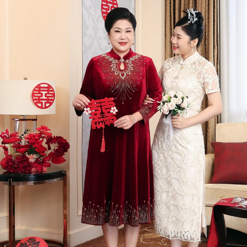 高贵洋气嫁女儿妈妈装订婚礼服连衣裙喜服金丝绒红色喜婆婆婚宴装