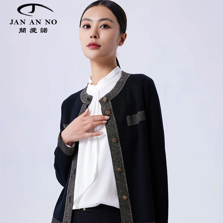 JAN AN NO简爱诺秋冬黑色短款外披女小香风针织外套J2270038WP