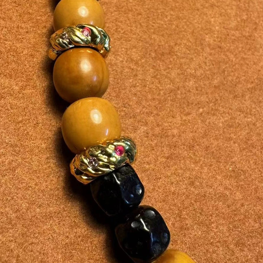 925银银制品 s925纯银配饰，8k隔片卡环，图片猴头卡1.0，标价为一个