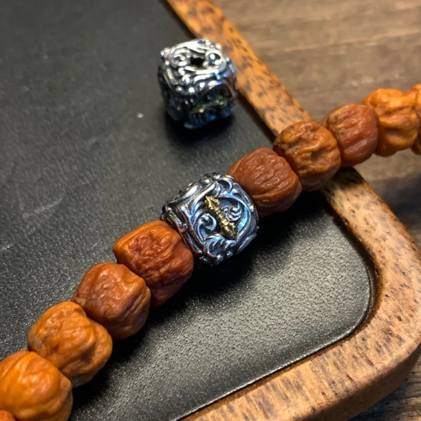 925银银制品 925银配饰，精工四孔四方珠，图片百香卡8串