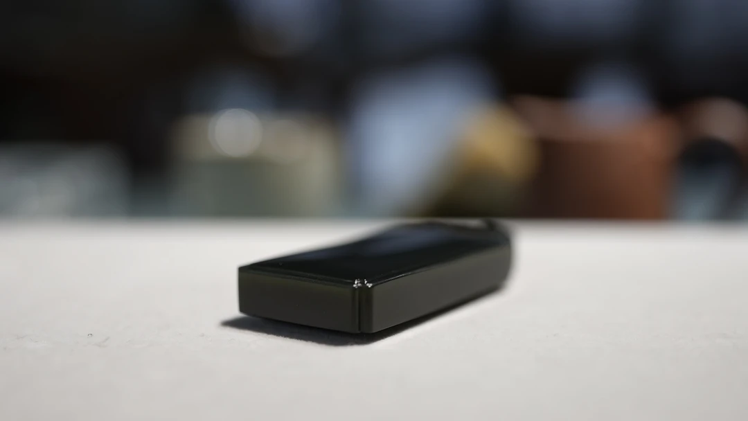 和田玉黑青籽料平安无事牌