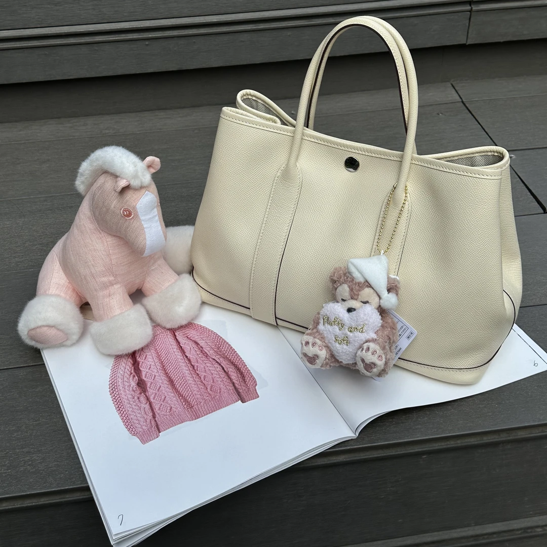 95新 Hermes/爱马仕 只盒/Hermes30奶油白e皮garden手提包