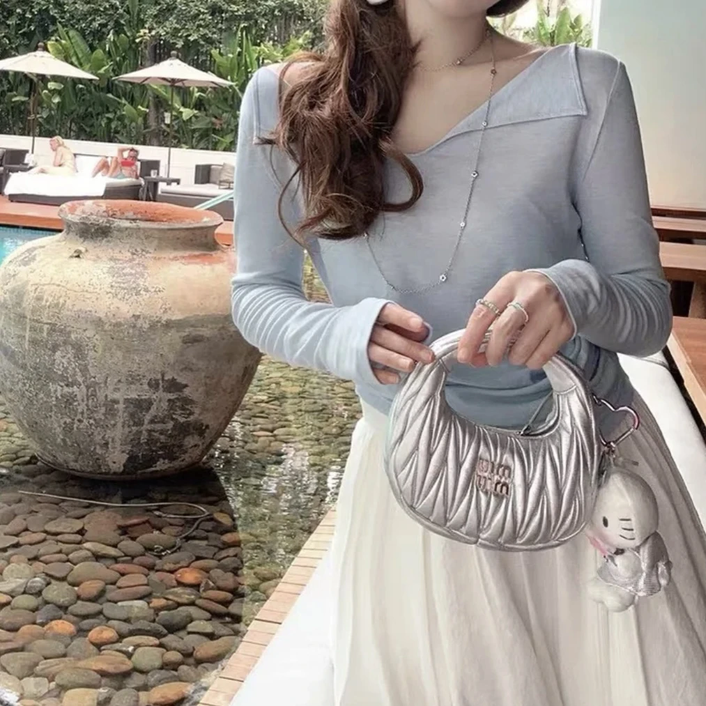 95新 MIU MIU/缪缪 只盒/Miumiu银色迷你wanderhobo包