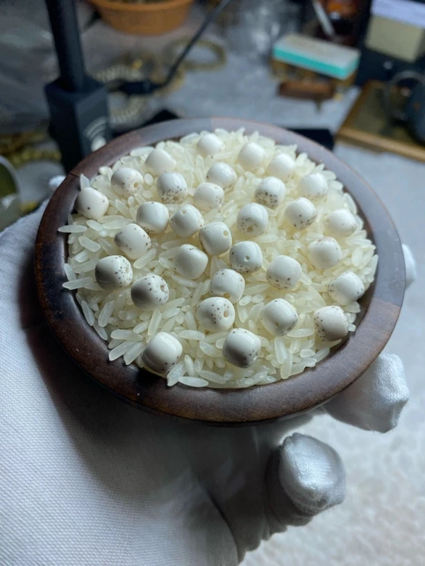 原生态石玉白老型8✖️7找星星