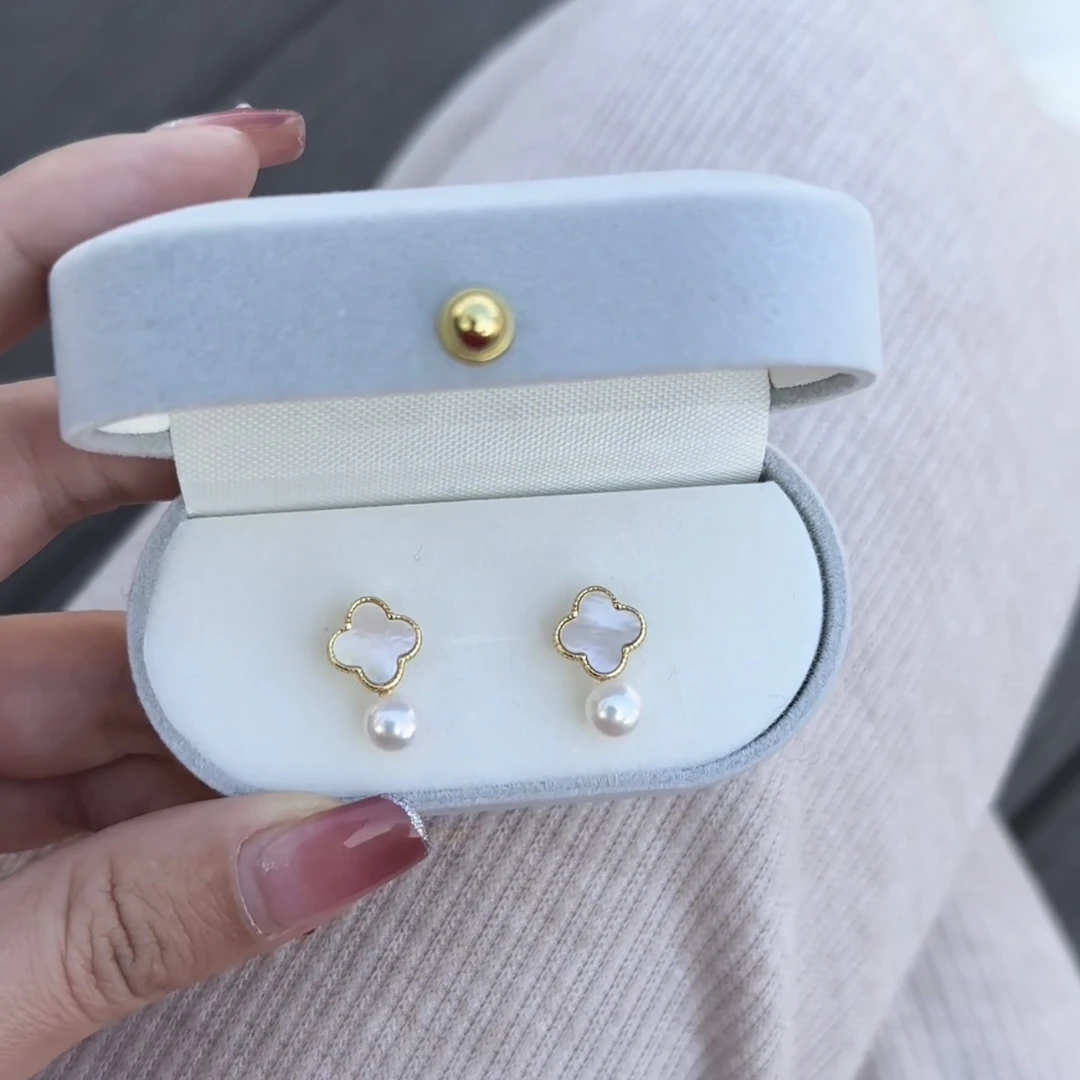 “幸运草”无核珍珠耳钉 原创设计 S925银四叶草耳饰（不带证书）
