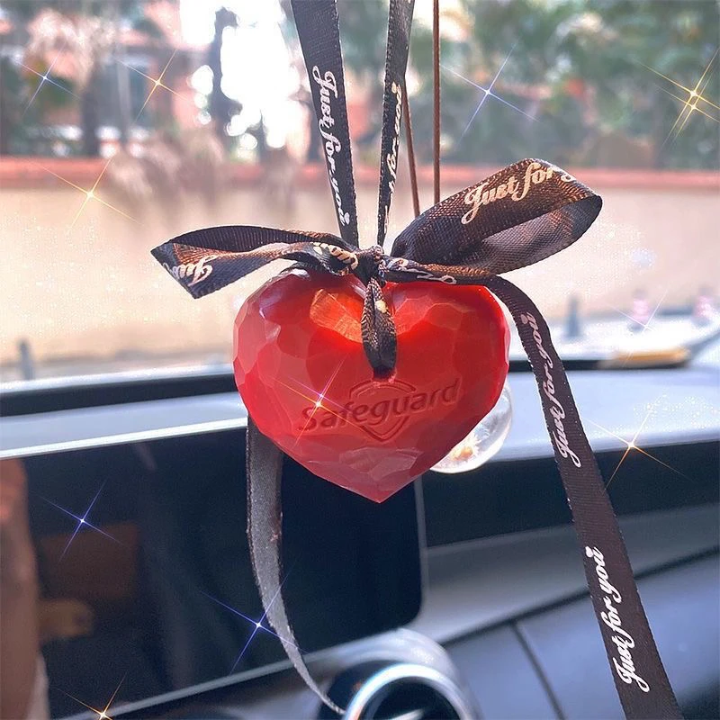 车载红石榴味爱心挂件香薰手工雕刻装饰礼物车挂件吊饰出风口装饰