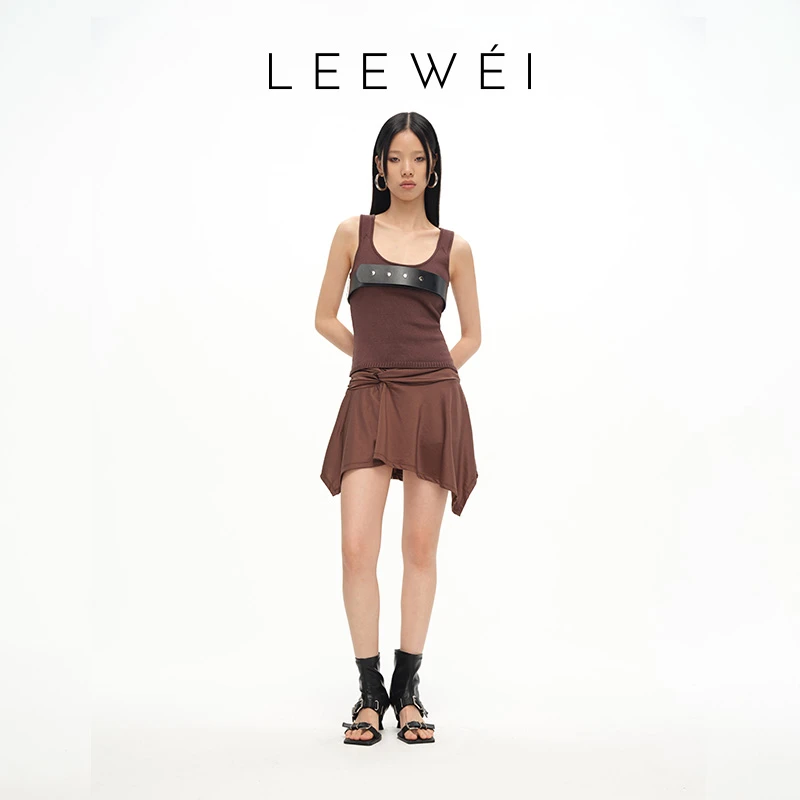 LEEWEI初夏新品不规则扭结显瘦裙摆针织短裙半身裙夏季休闲时尚