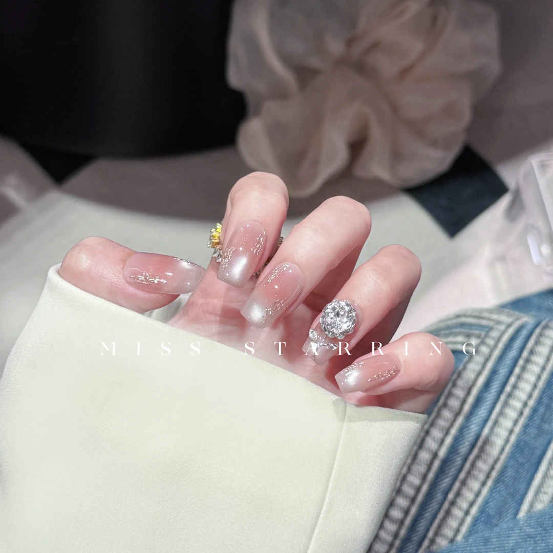【花魁】主角小姐纯手工设计穿戴甲 裸粉色追光猫眼爆闪超显白