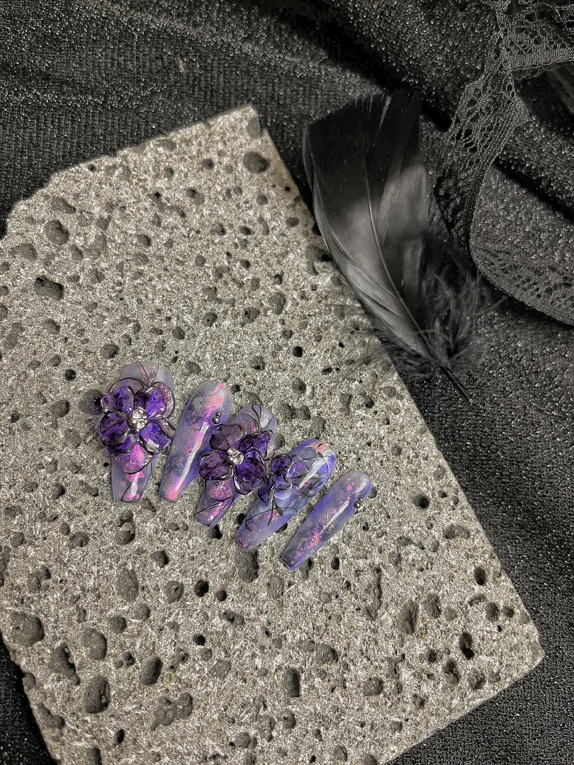 1233木木手工穿戴甲定制原创暗黑风紫色立体雕花美甲成品