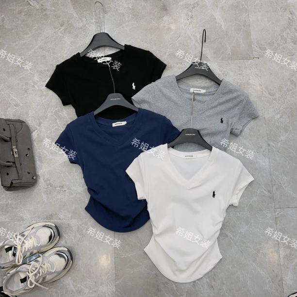 希姐家【骑士刺绣V领】设计感短袖T恤显瘦打底衫上衣