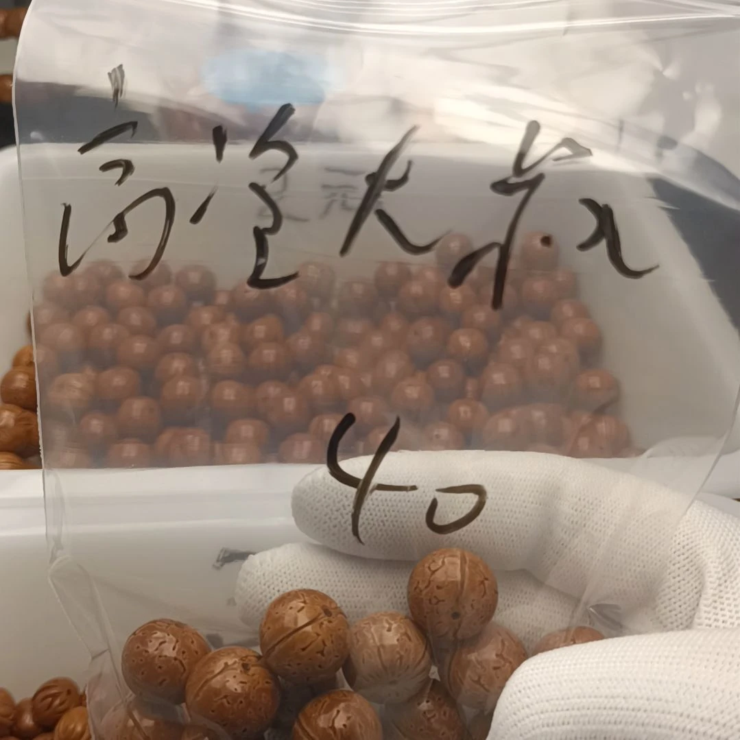 【闪购商品】猴头核桃手串高***?