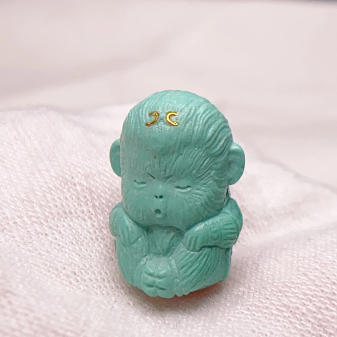 原矿绿松石高瓷果冻料美猴王小雕件雕刻手串配珠小提溜全品干净