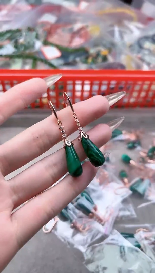 【闪购商品】孔雀石耳饰未镶嵌多样性发拍一发一