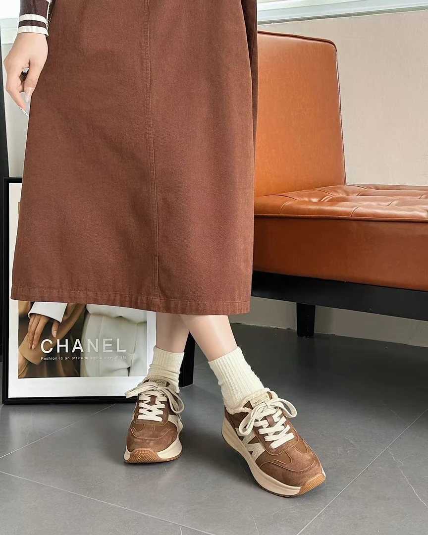 【鞋爱】88-30国潮原创羊羔毛女士阿甘超跑女鞋