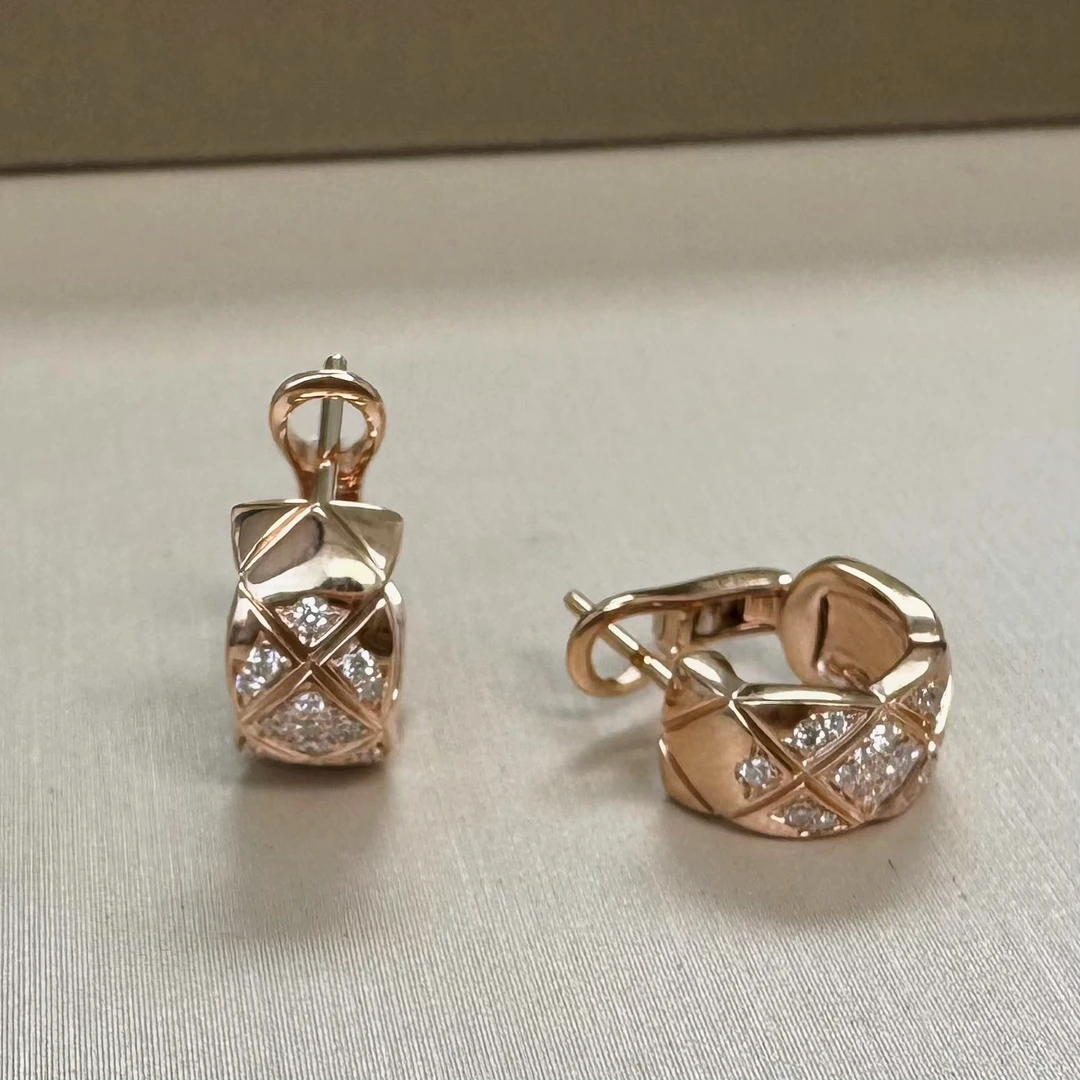 18k玫瑰金钻石菱格耳环气质时尚百搭简约经典精致ins