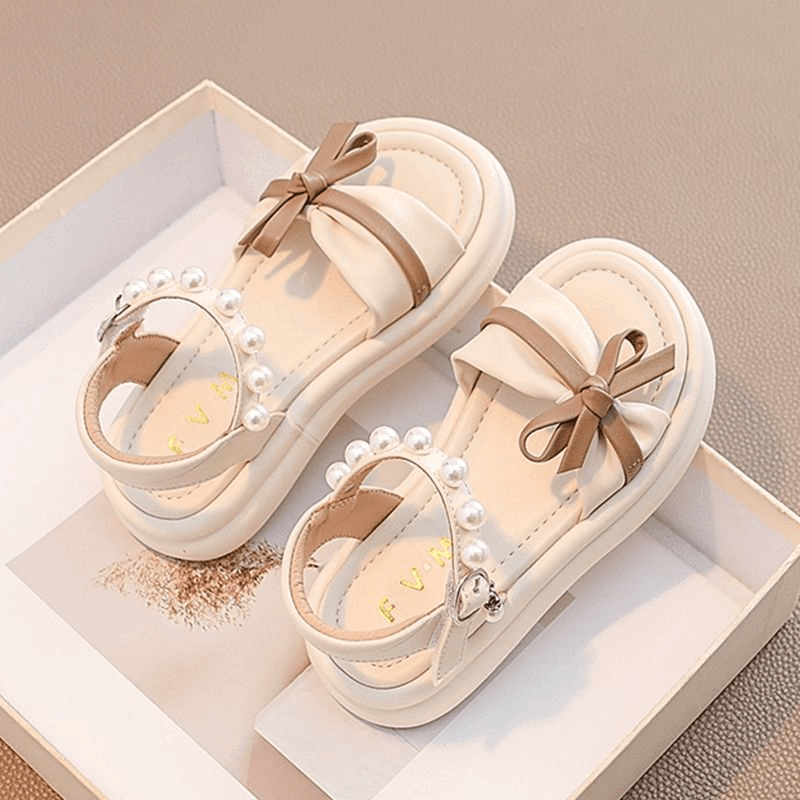女童凉鞋2024新款夏季儿童宝宝公主凉鞋中大童百搭软底沙滩学生鞋