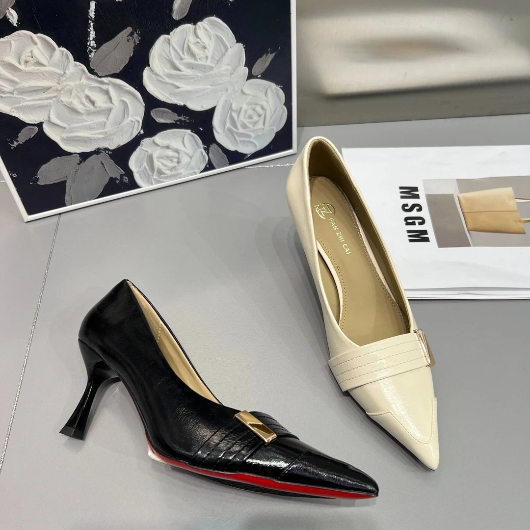 女鞋尖头跟小香风单鞋真皮平底平底鞋舒适法式软底低跟浅口小单鞋