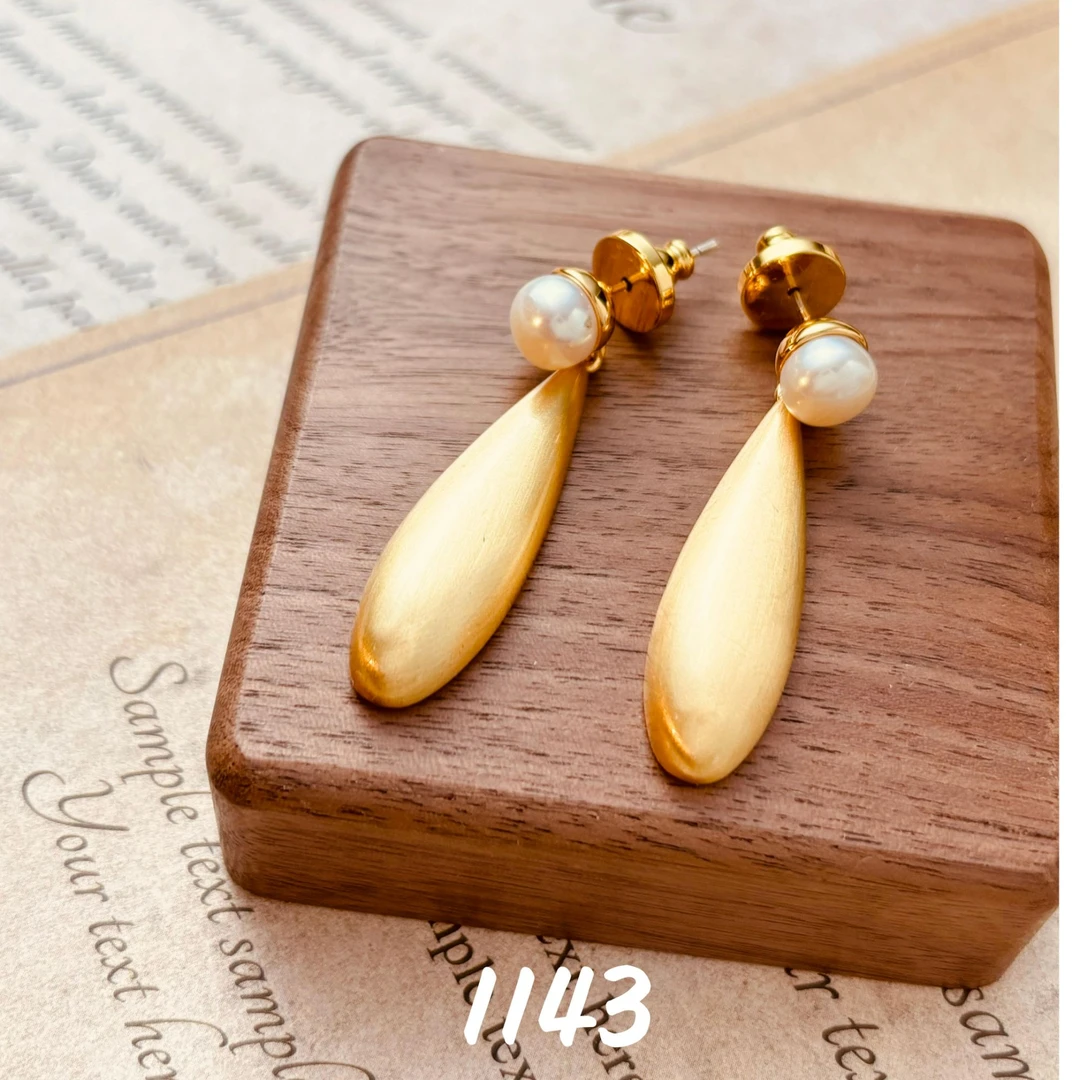 铜合金耳饰 时尚轻奢简约个性设计925银针耳饰~1143