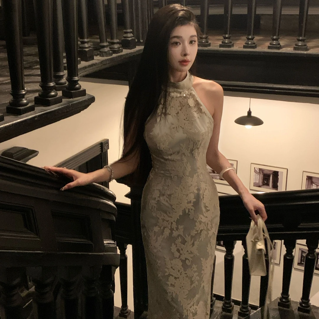 【梦妮定制】相思子-高级感复古新中式盘扣露肩包臀显瘦连衣裙 985
