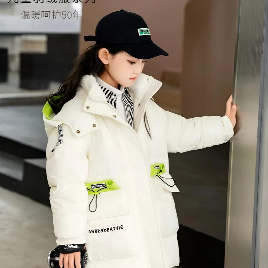 儿童冬季中长款羽绒服