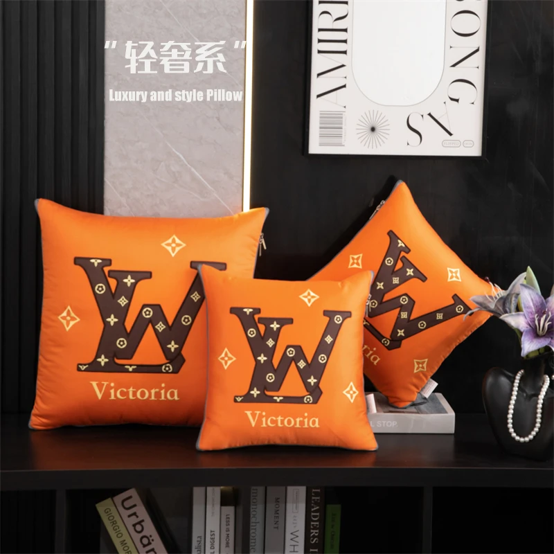 轻奢高档抱枕被两用靠背垫靠垫二合一办公室沙发午睡小枕头空调被