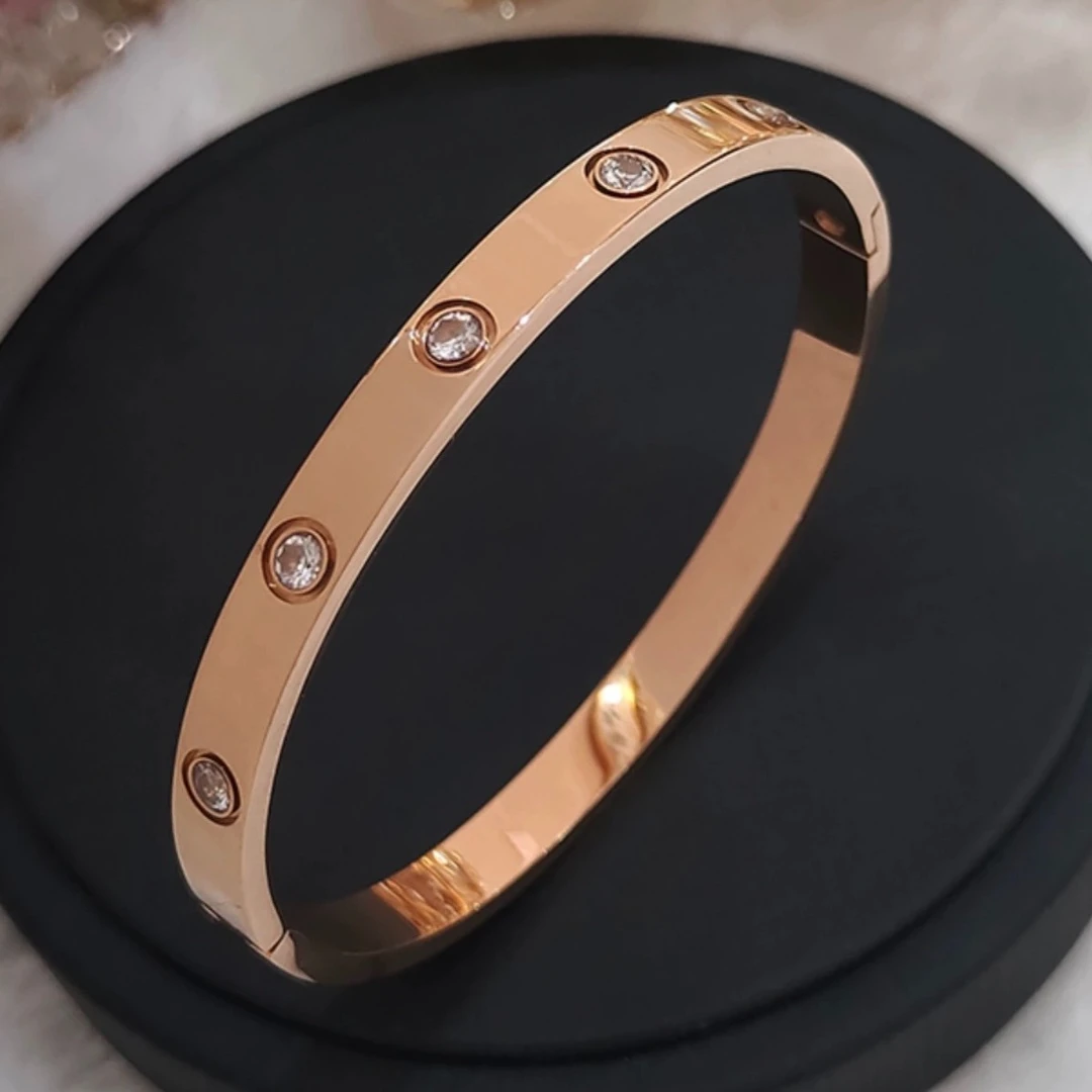 【设计师款】卡家手镯