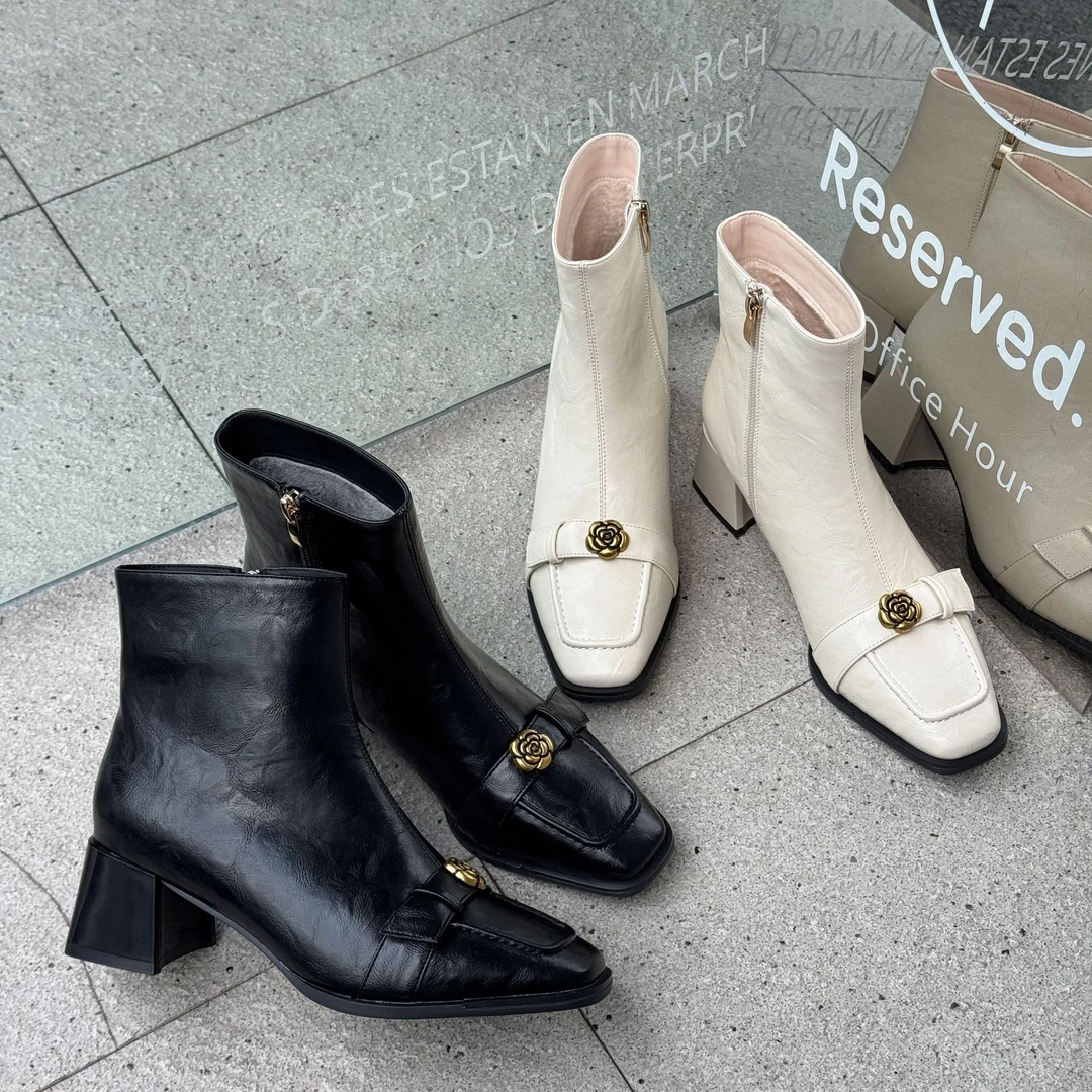 J246065   冬季新款时尚百搭粗跟方头气质短靴加绒