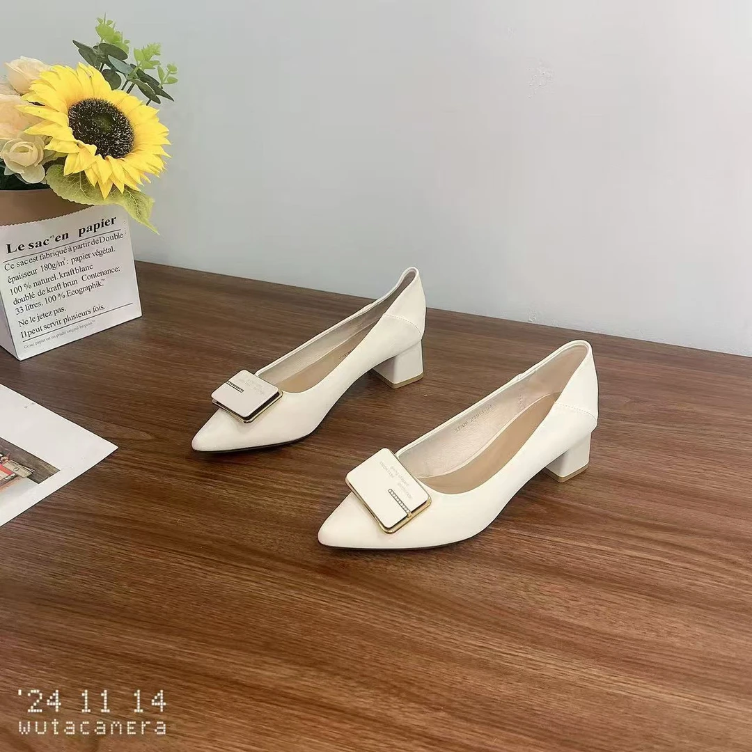 33909   新款法式浅口高跟鞋女粗跟尖头百搭单鞋