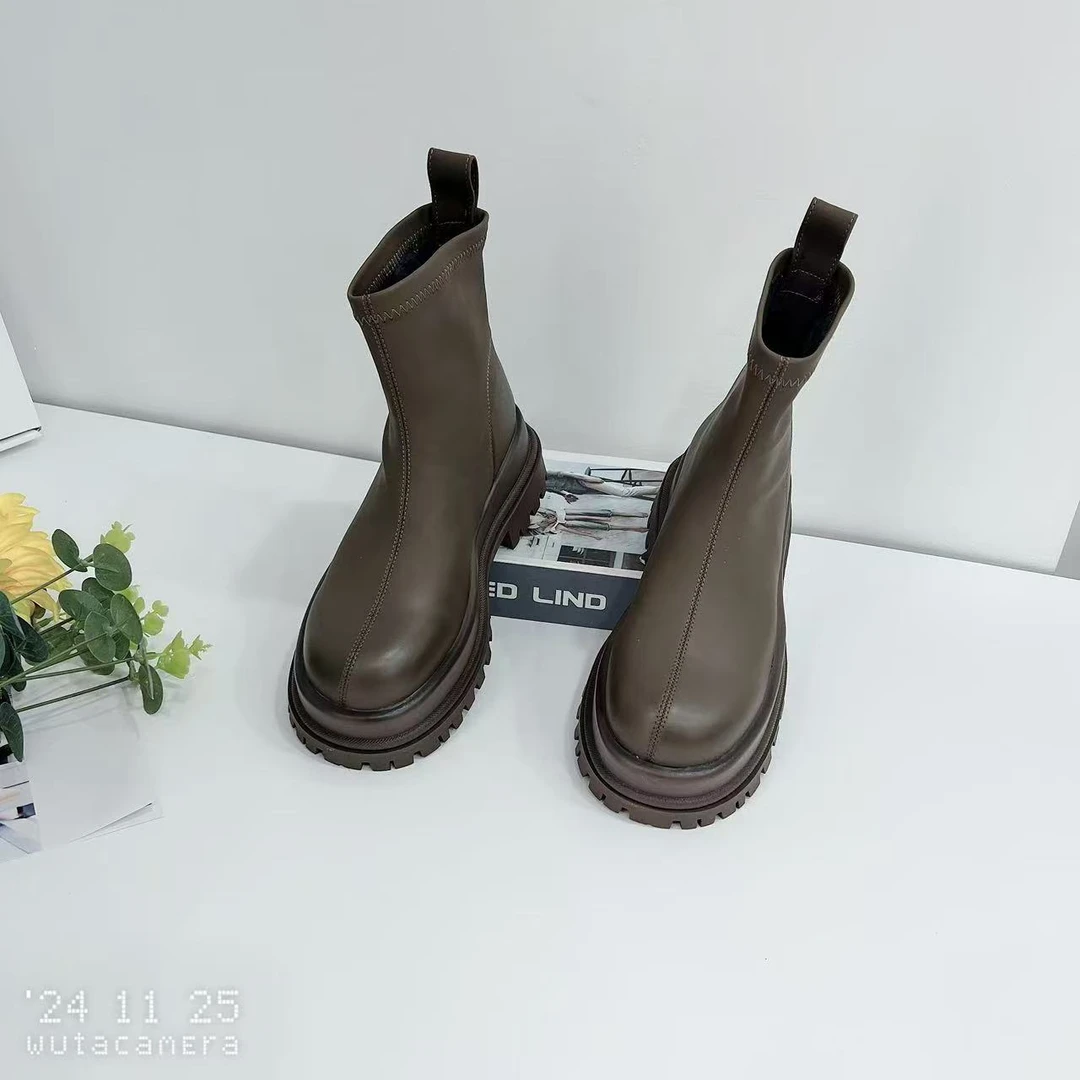 858   新款时尚休闲百搭厚底英伦风韩版瘦瘦靴四季款