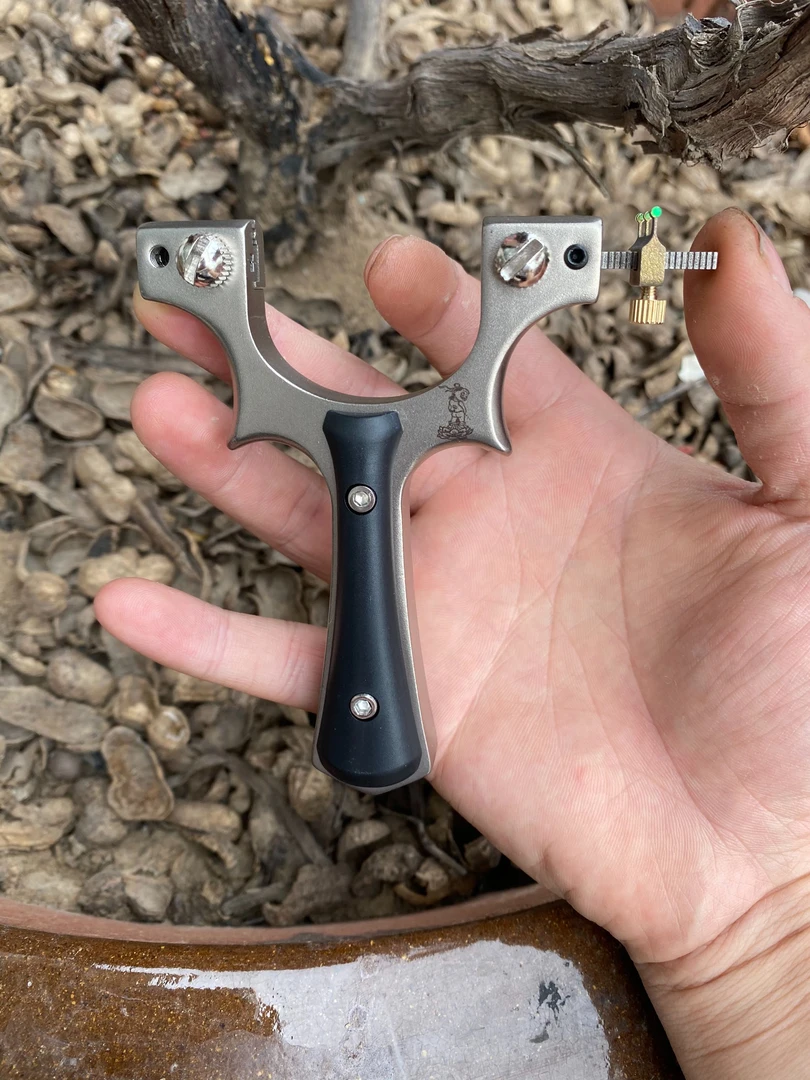 440不锈钢夹片小哪吒弹弓